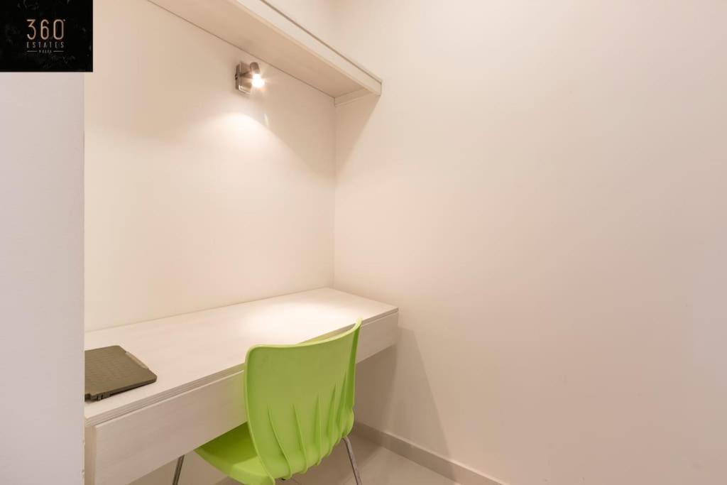 Modern 2Br Apt In The Quaint Village Of Marsaskala & Ac By 360 Estates ภายนอก รูปภาพ